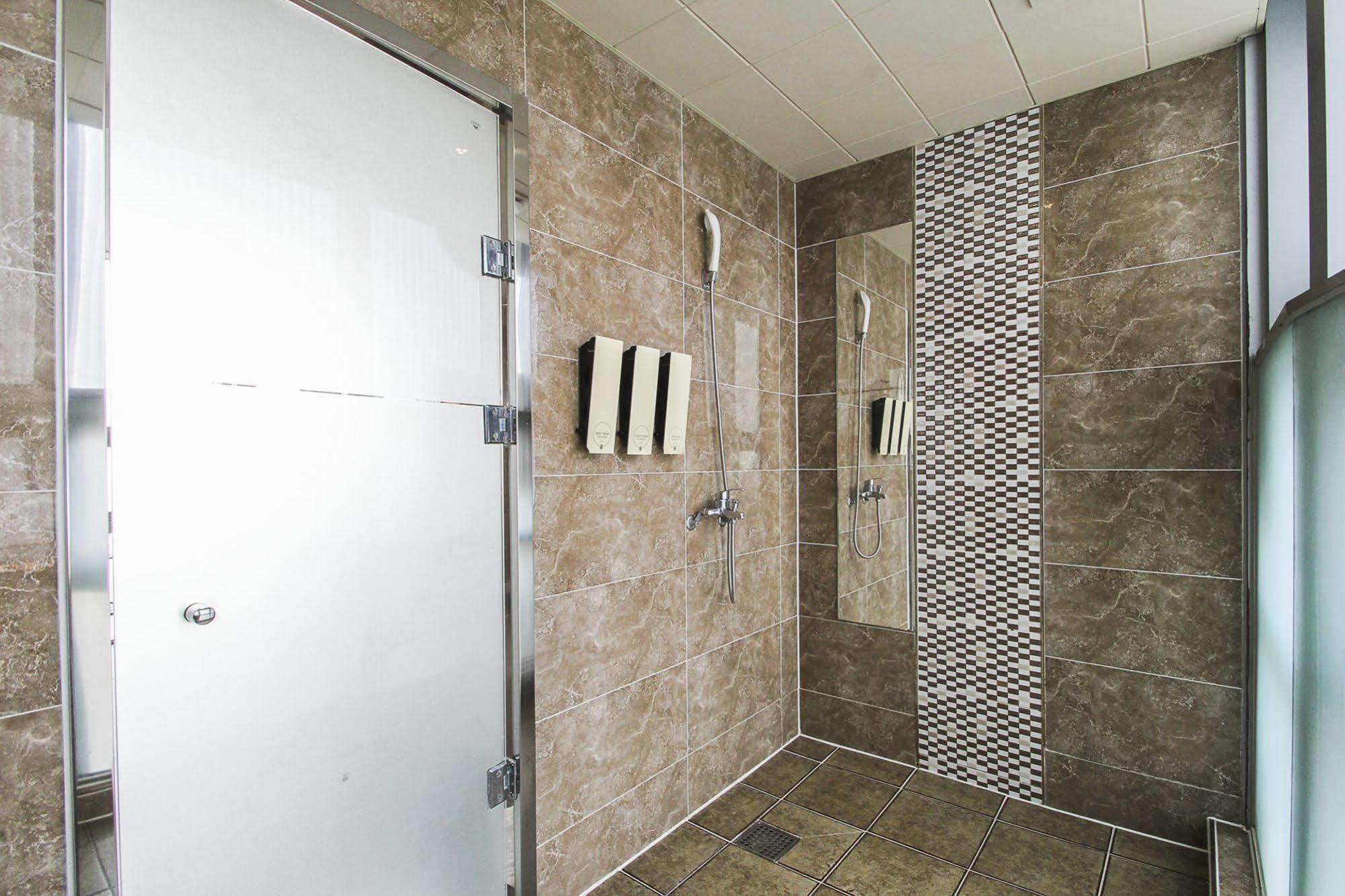 Nuri Hotel Пусан Екстериор снимка
